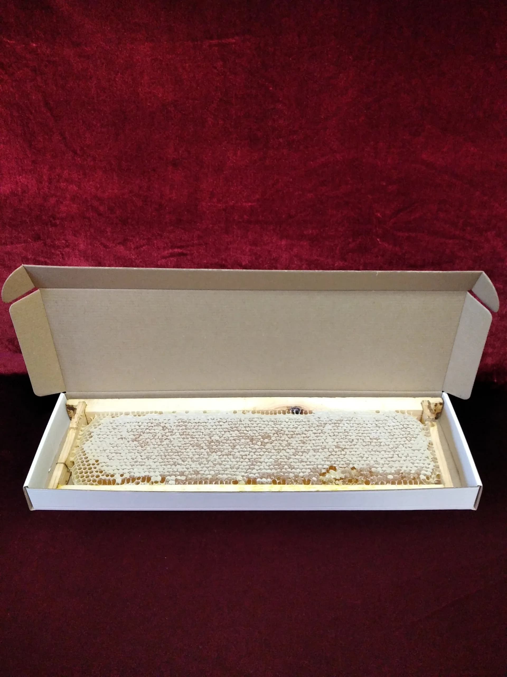 Куяганский мёд, горное разнотравье, рамка мёда в сотах